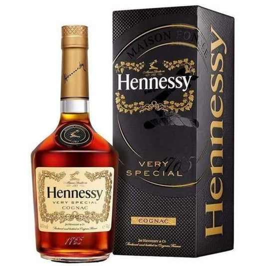 Hennessy Very Special Cognac bottle and packaging, premium French brandy with gold label