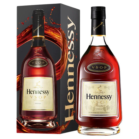 Hennessy VSOP Privilege Cognac bottle with branded gift box, premium French brandy.