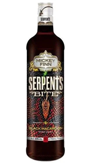 Serpents Bite Black Macaroon liqueur bottle with decorative label design, 700ml, 30% vol